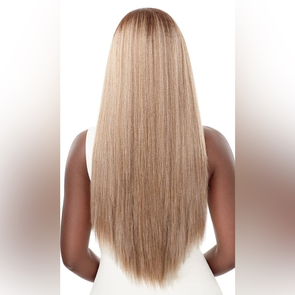 Wheat blond, sleek lay natural part wig.